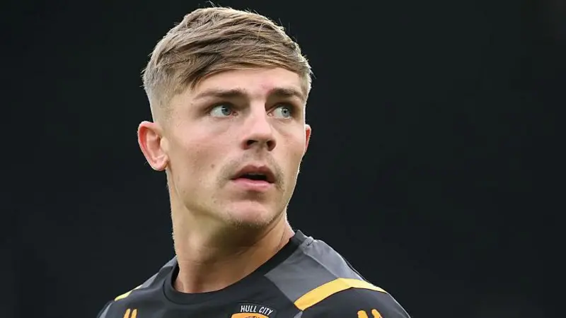 Brandon Williams Makes Football Comeback with Hull City After 20-Month Absence